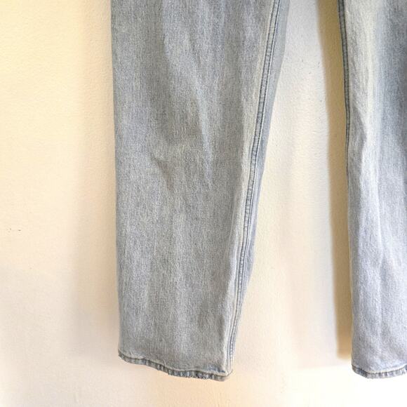 Abercrombie & Fitch '90s Relaxed High Rise Jeans Light Wash Size 27 / 4 Short - Picture 6 of 10
